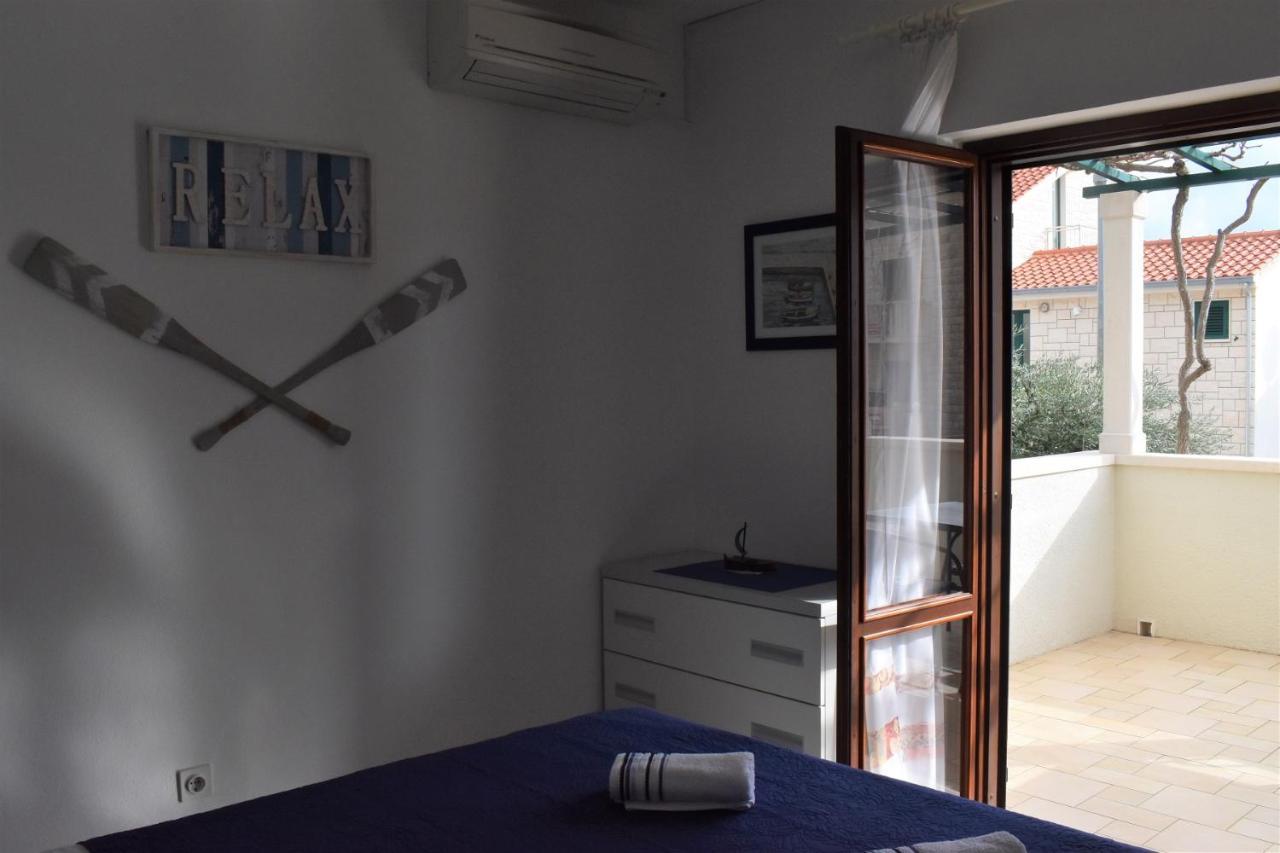 Villa Franka Bol Bagian luar foto