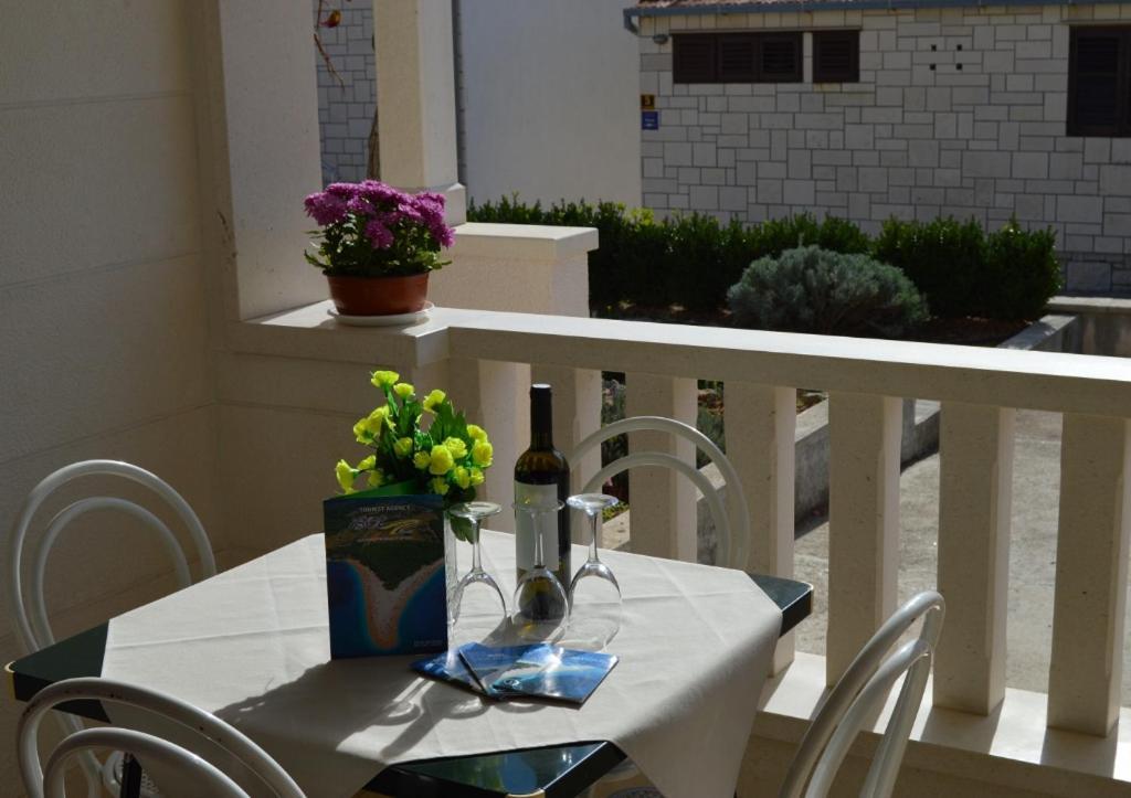 Villa Franka Bol Bagian luar foto