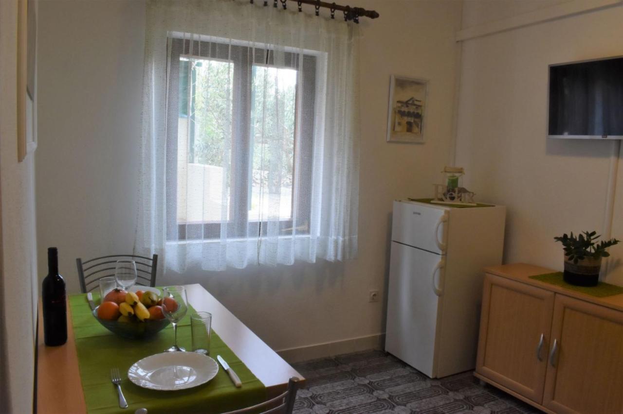 Villa Franka Bol Bagian luar foto